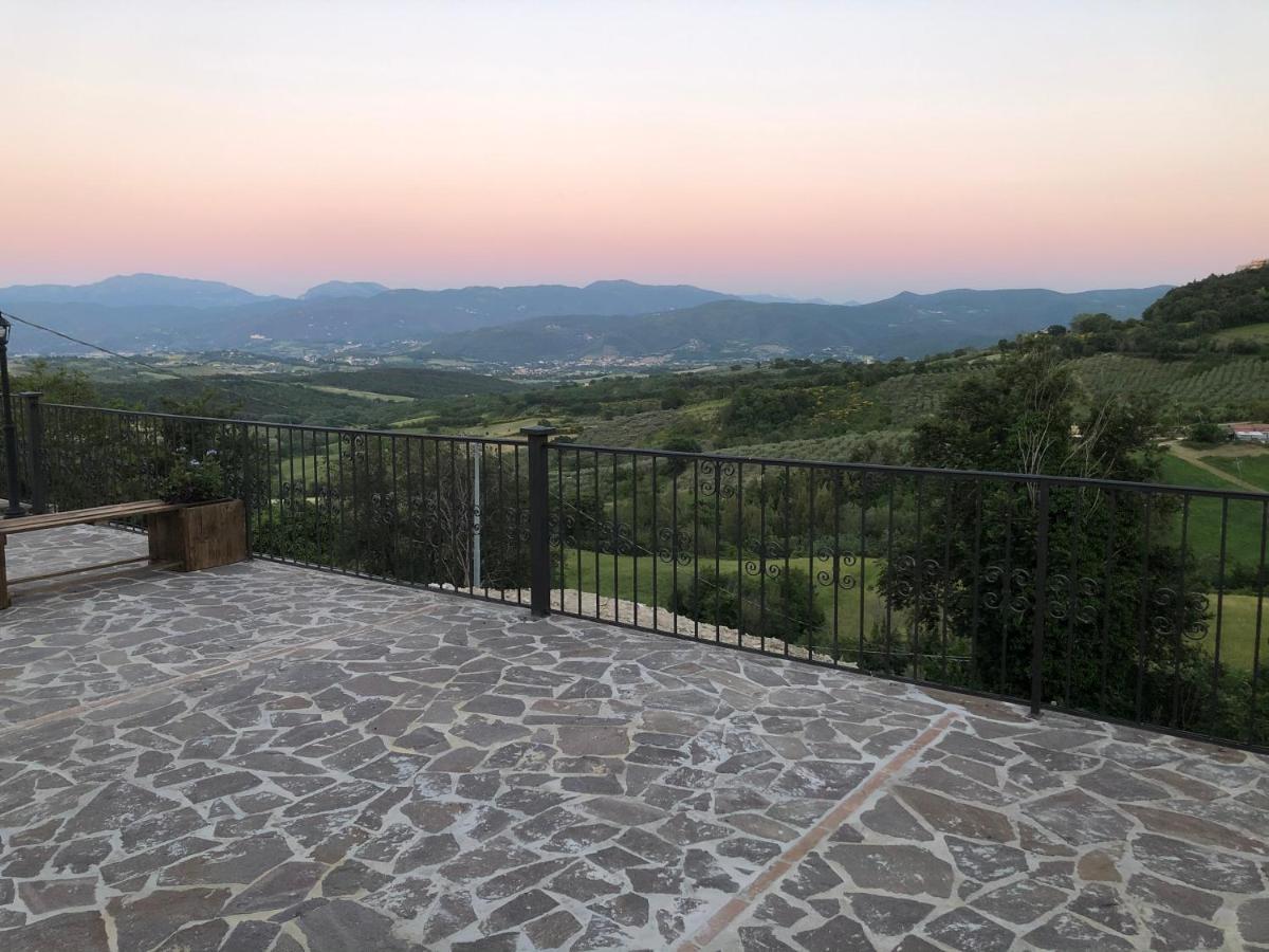 Casa Vacanze Vecchio Frantoio Residenza Moraiolo Spoleto Esterno foto